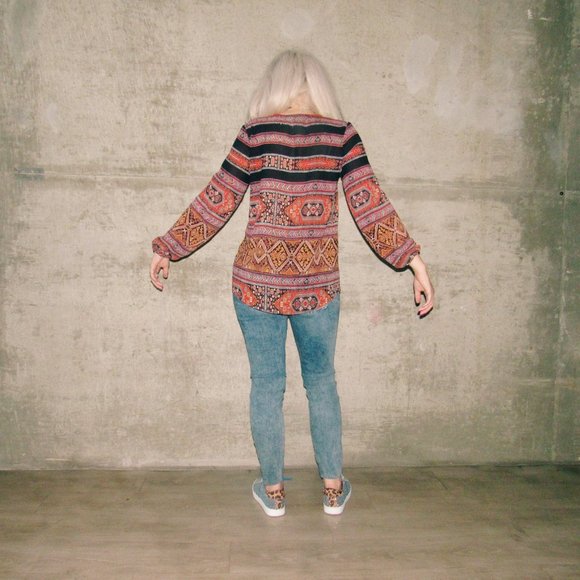 Anthropologie Sanctuary Velvet Collar Aztec Design - Picture 2 of 4